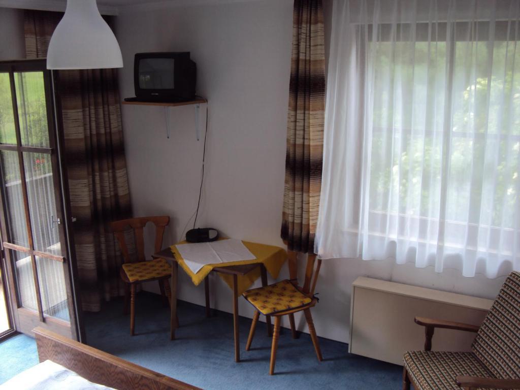 Hotel-Garni Kaiserhof Раурис Номер фото